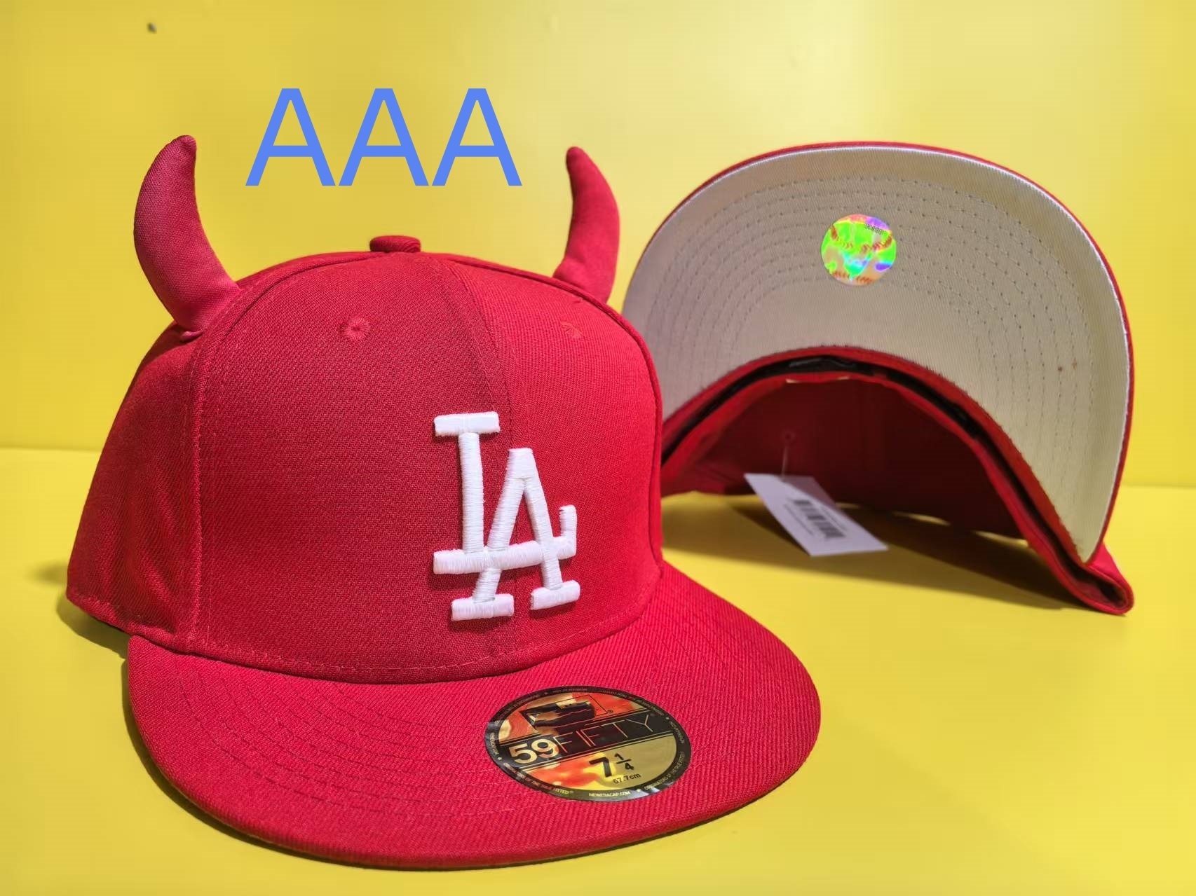 Sombrero de ala plana AA09