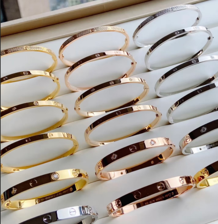 Colección completa de joyas Cartier