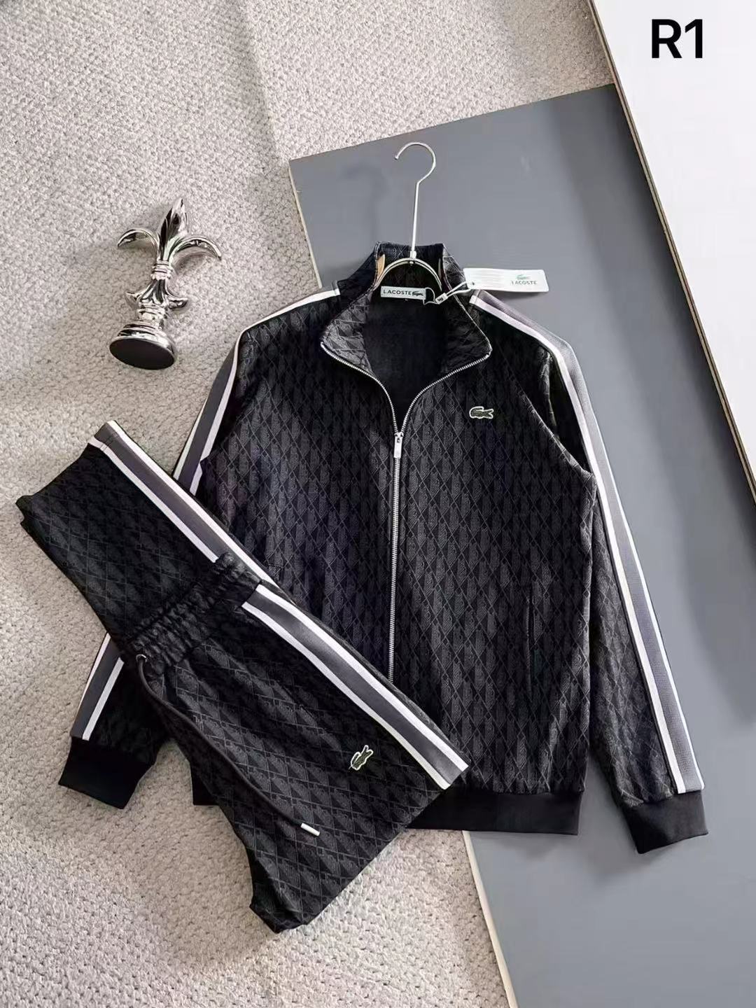 Conjunto Lacoste