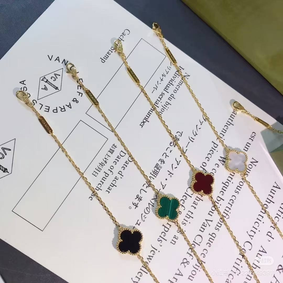 Pulsera de un solo trébol